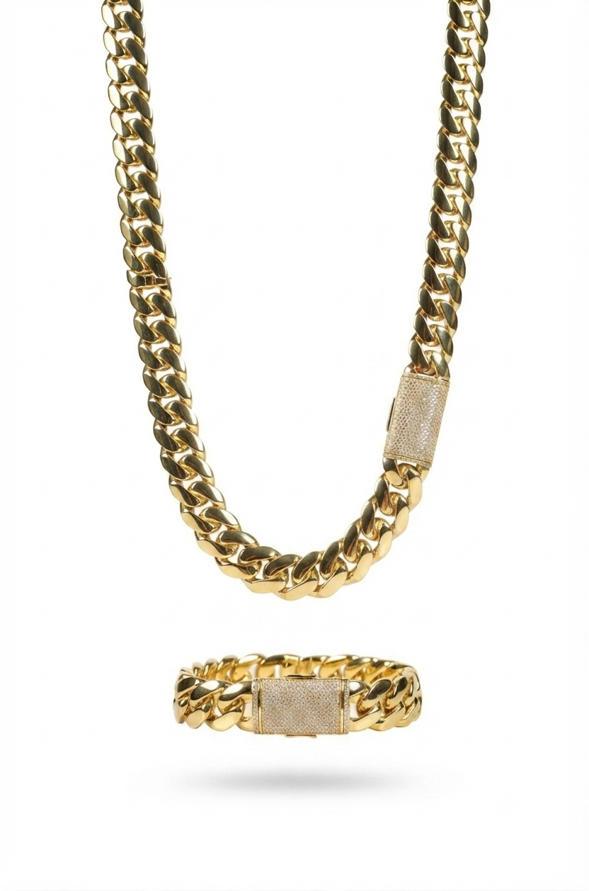 Yellow Gold Diamond Lock Set
